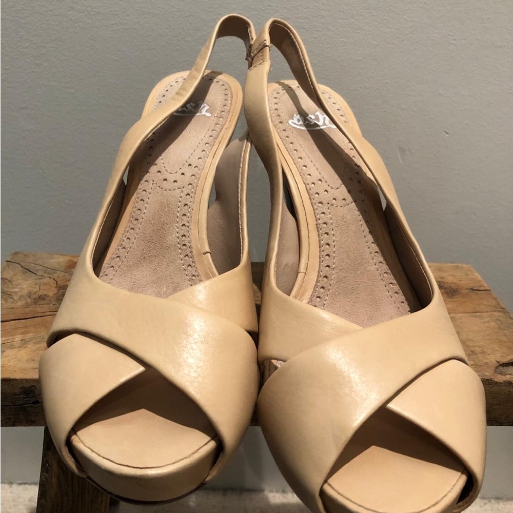Ash Cream Slingback Heels
